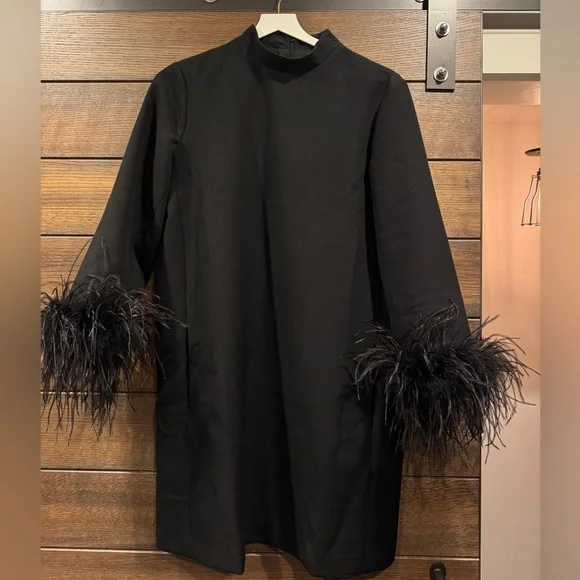 NWT Tuckernuck Women’s Black Feather Mod Ellie Dress size Large - Picture 2 of 4